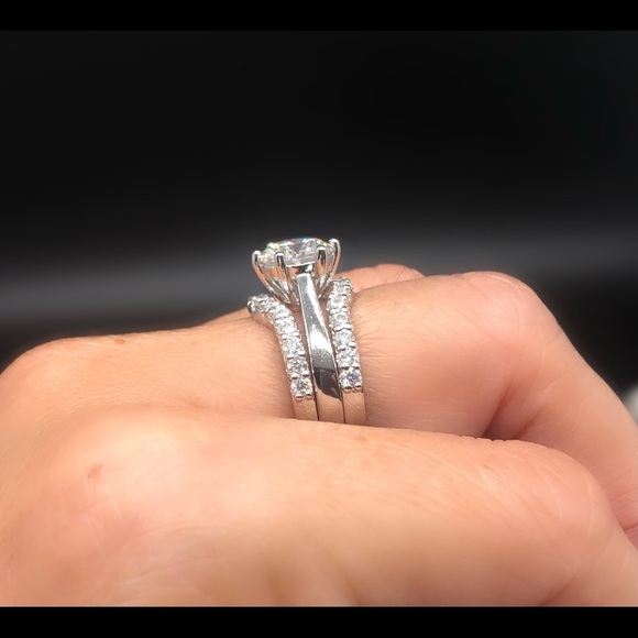 2ct moissanite ring with Certificate - Picture 12 of 13